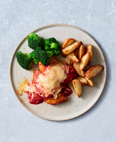 Italian Chicken Parmigiana with Wedges - Large